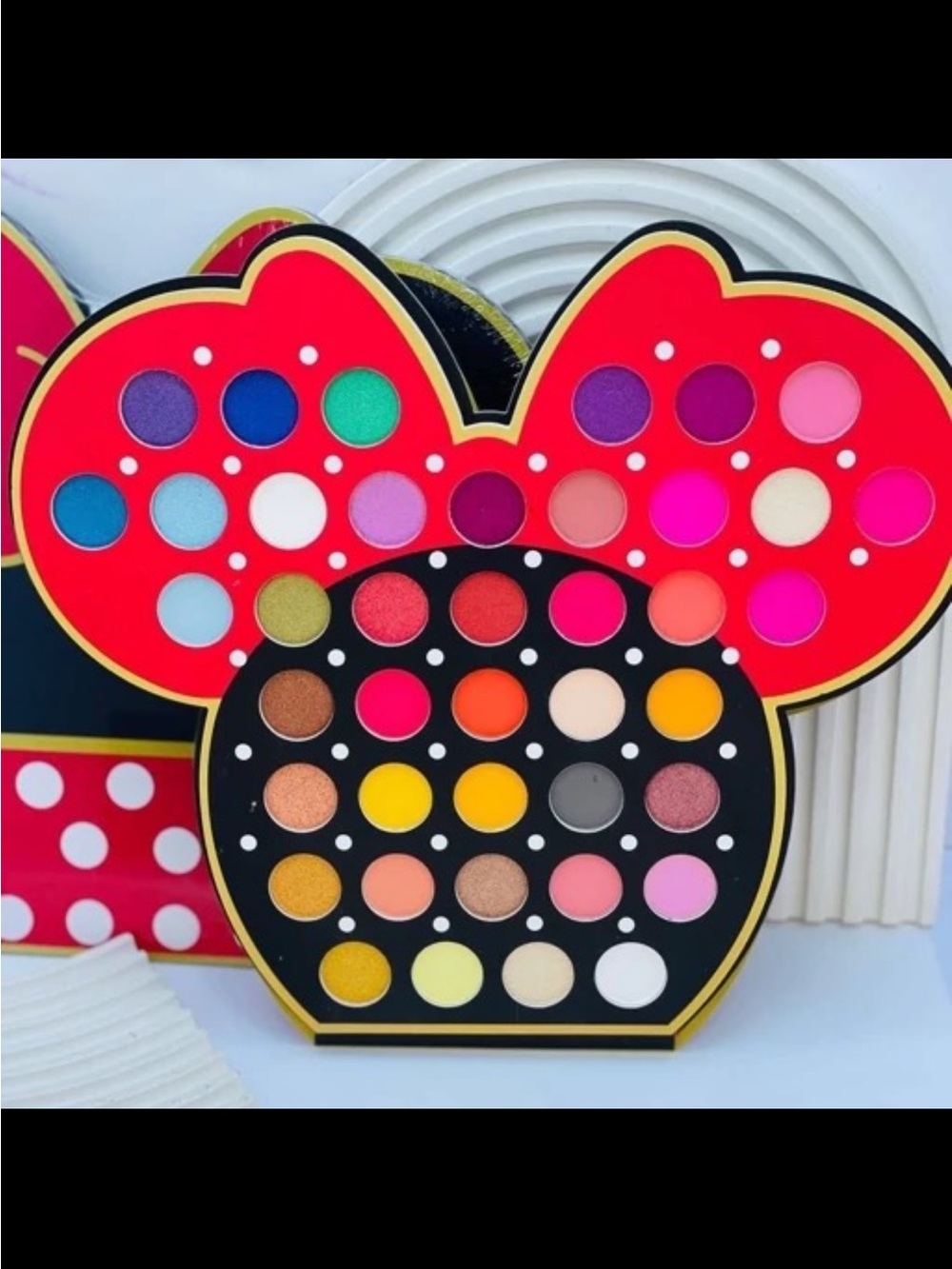 Minnie Mouse Shaped Eyeshadow Palette - Black & Red with Polka Dot Detail - Picture 2 of 2